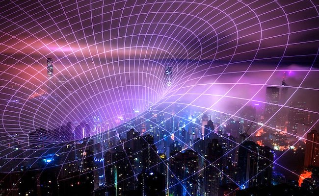 Ciudad futurista con luces y red digital.