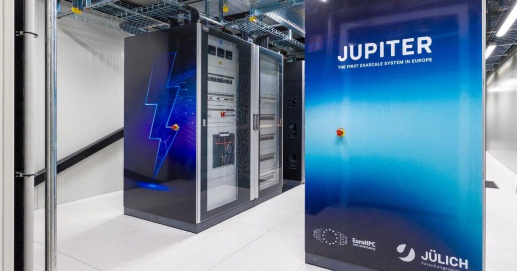 Supercomputador Europea JUPITER